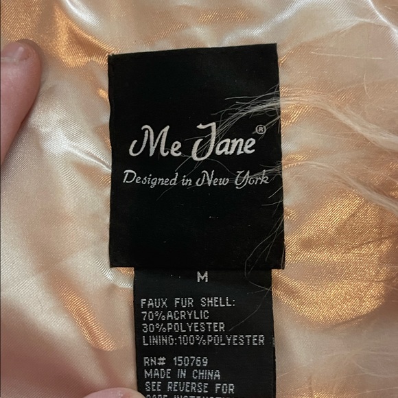 Me Jane faux fur Ombré vest - Picture 6 of 9